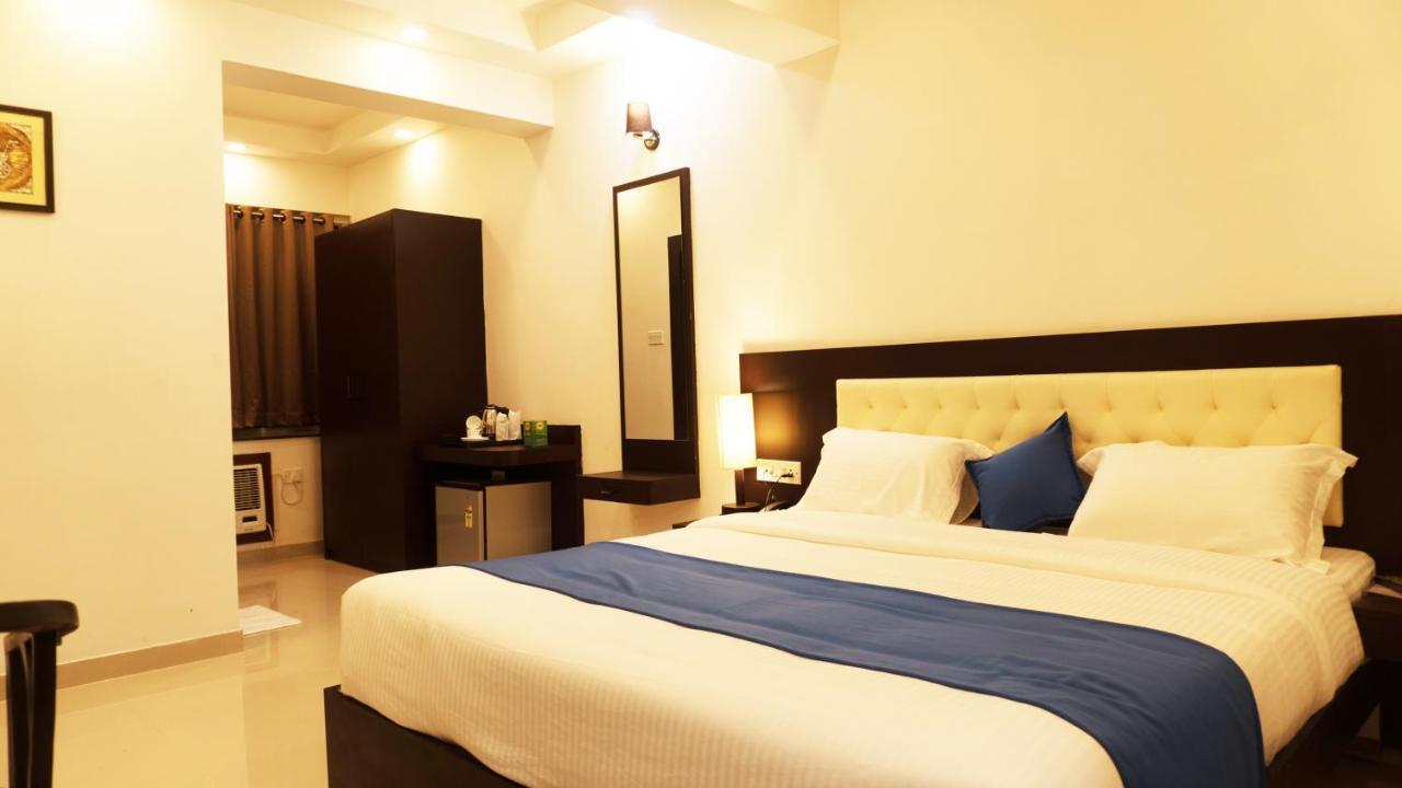 Hotel Max Inn Bhagalpur Exterior photo