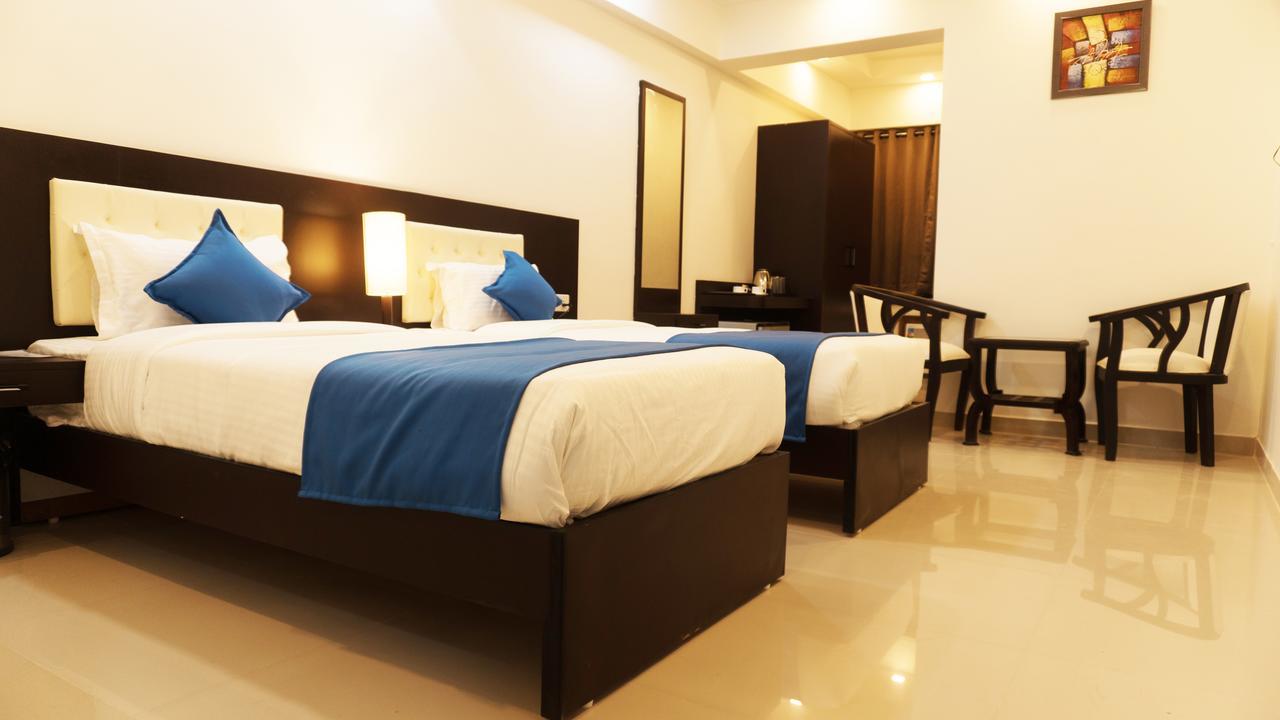 Hotel Max Inn Bhagalpur Exterior photo